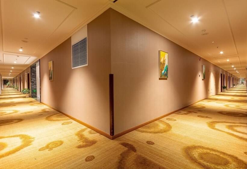 Hotel Hubei Konggang Business