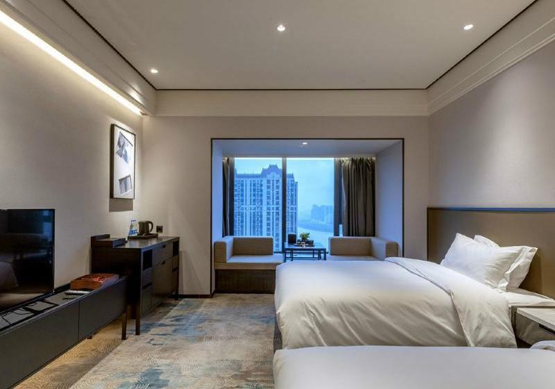 Otel Wellton International