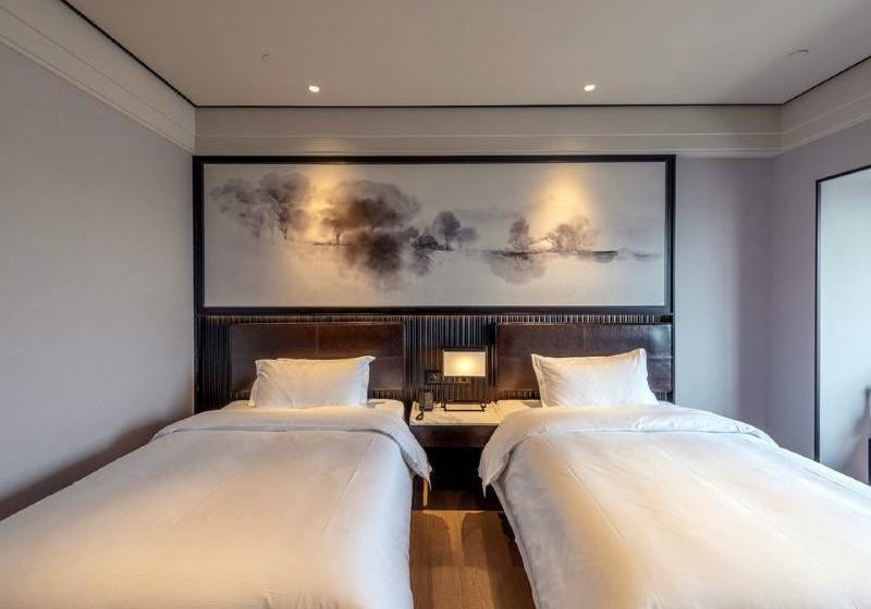 Otel Wellton International