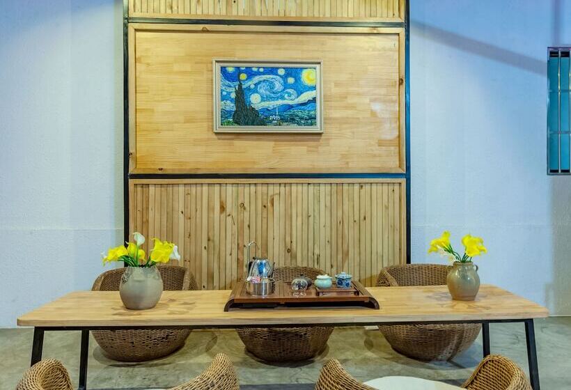 Пансион Crystal Taro Inn Dali