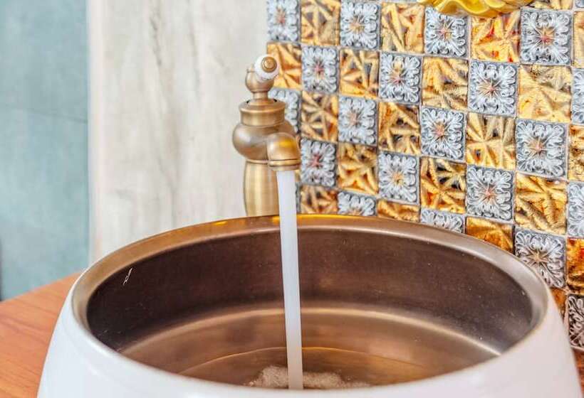 Пансион Crystal Taro Inn Dali