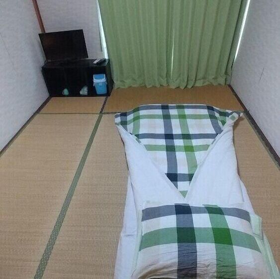 פנסיון Guest House Minato