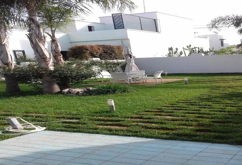 تختخواب و صبحانه Depandance Petraroli