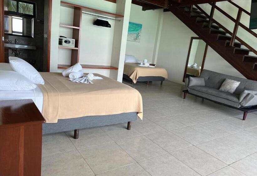 Cuxos Hotel Beachfront