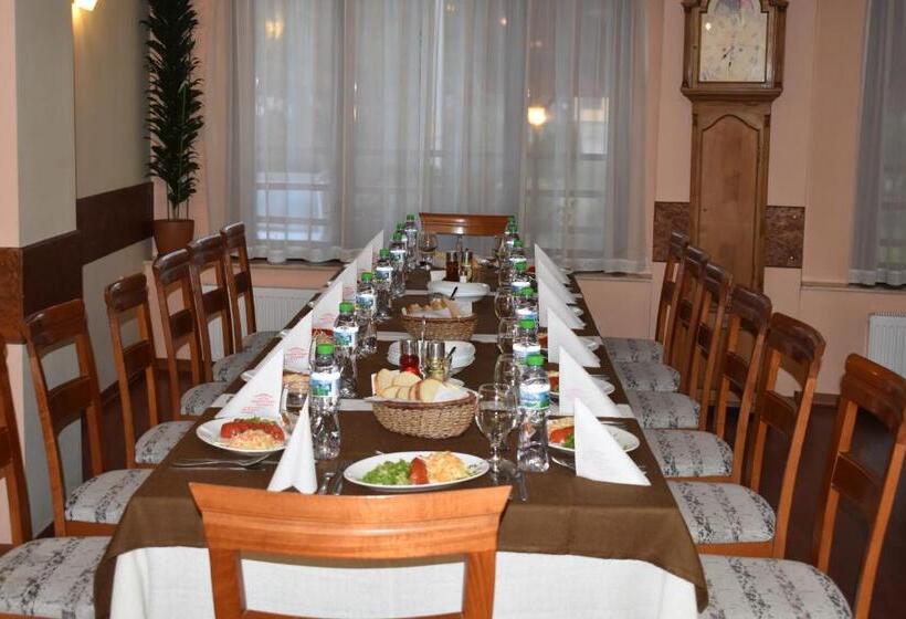 Family Hotel Bashtina Kashta