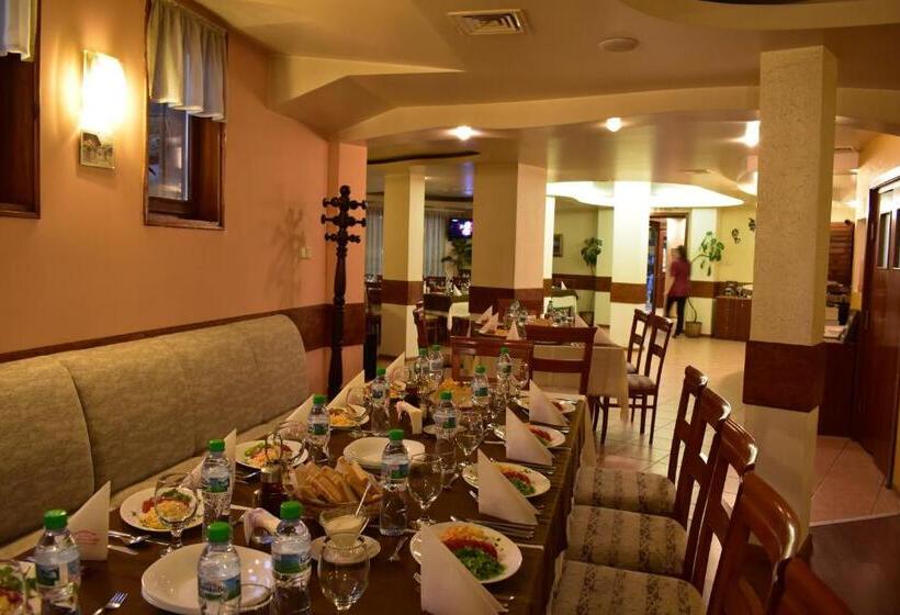 Family Hotel Bashtina Kashta