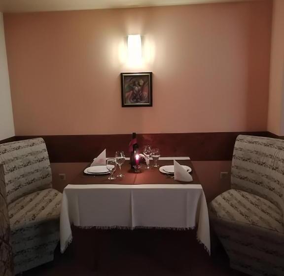 Family Hotel Bashtina Kashta