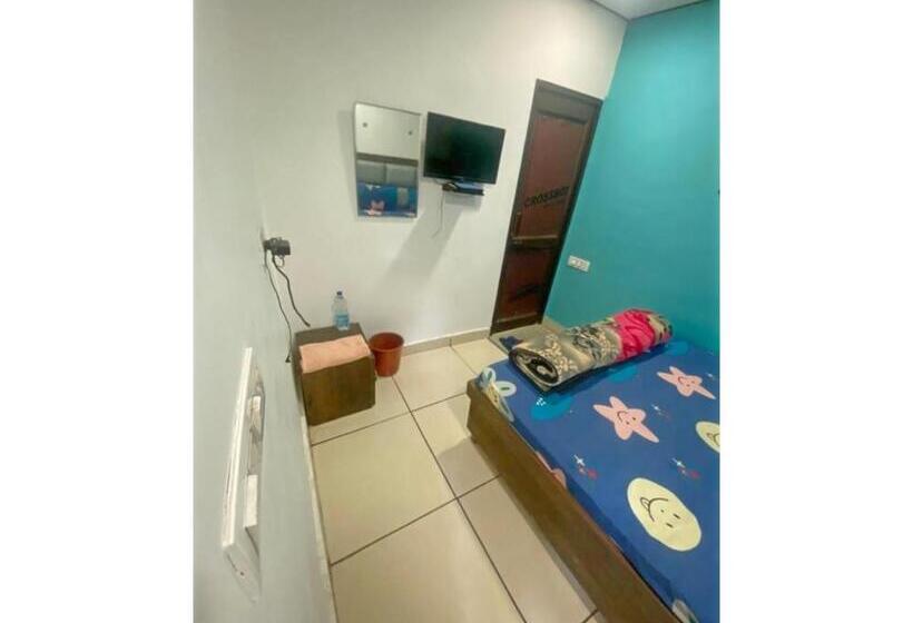 Hotel Smart Guest House, Panipat