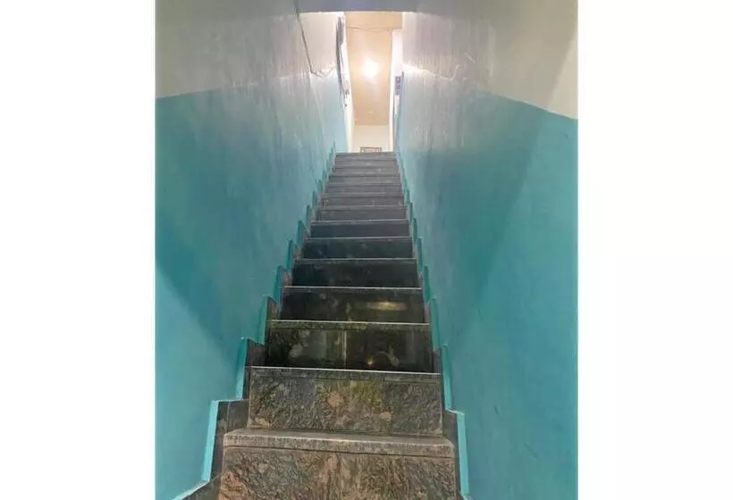 ホテル Smart Guest House, Panipat
