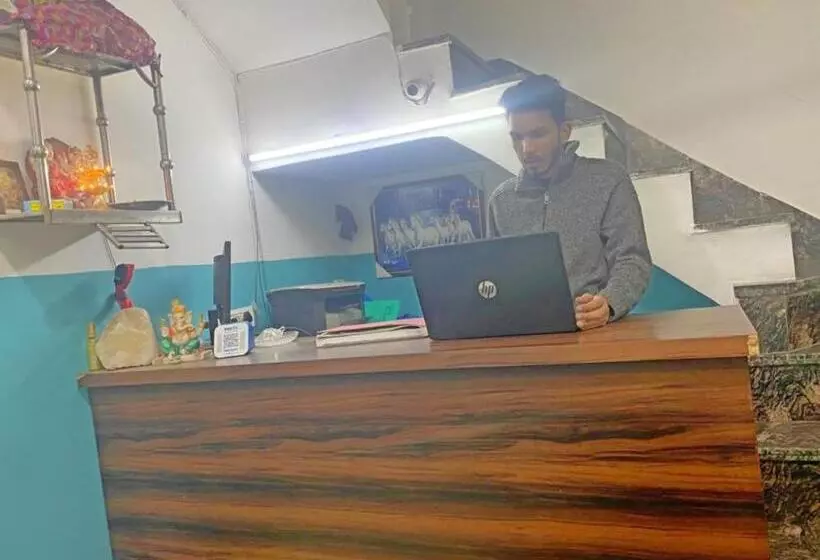 ホテル Smart Guest House, Panipat