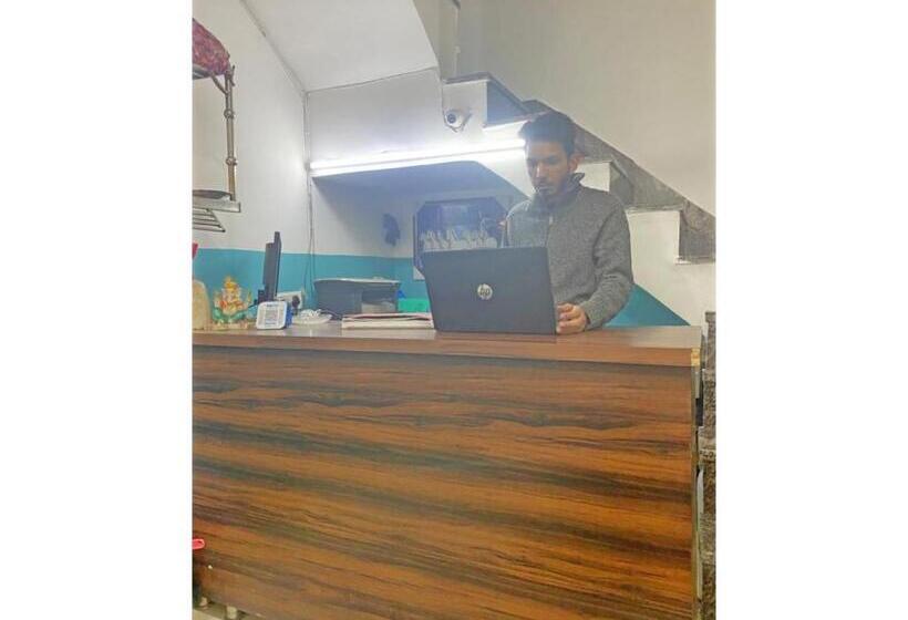 Hotel Smart Guest House, Panipat