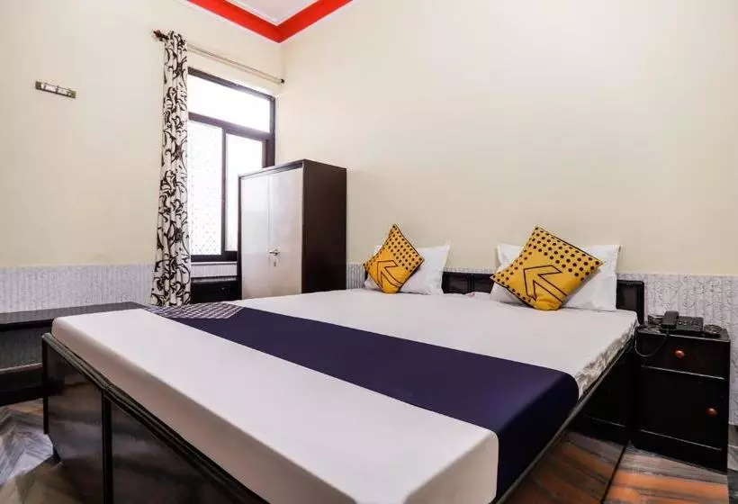 Hotelli Spot On 67836 Qureshi