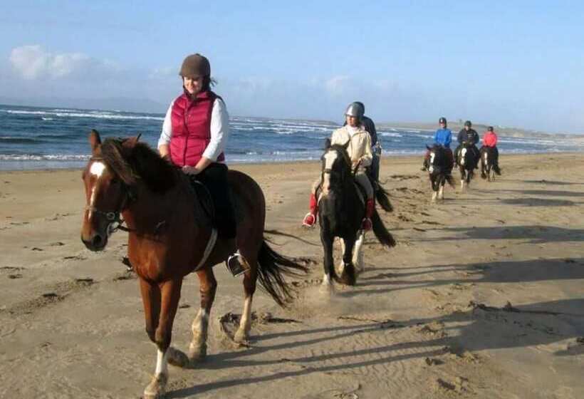 펜션 Old Fort Lodge