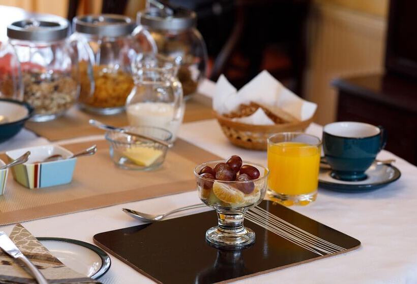 펜션 Old Fort Lodge