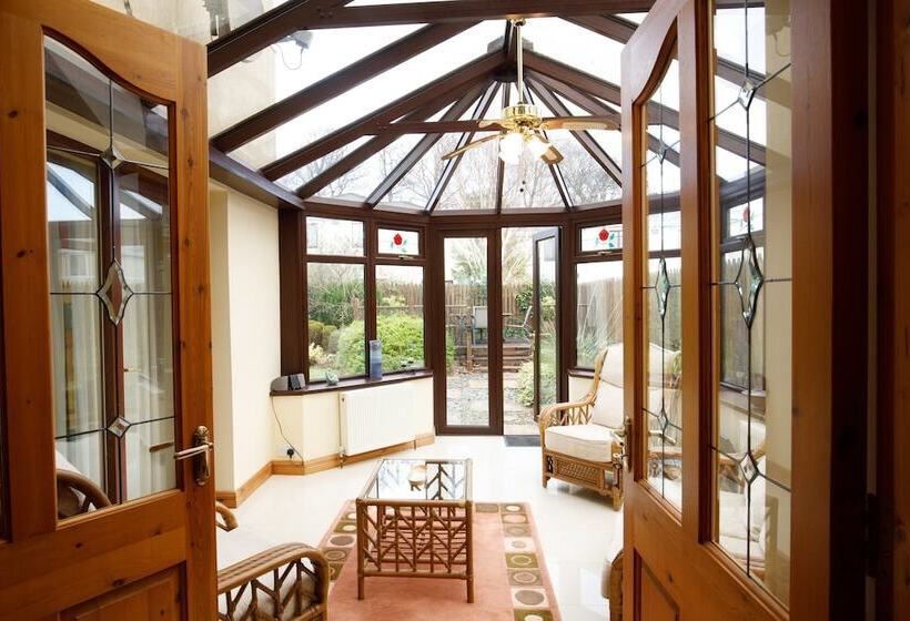 펜션 Old Fort Lodge