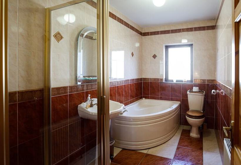 펜션 Old Fort Lodge