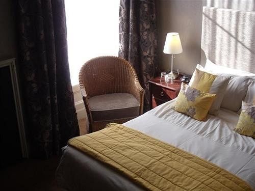 هتل The Abbotsford