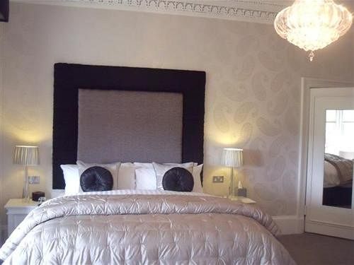 هتل The Abbotsford