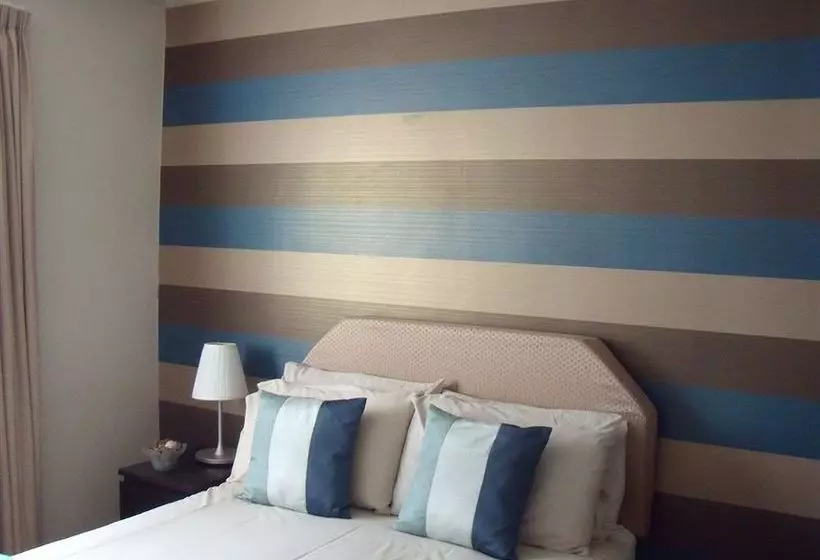 酒店 The Abbotsford