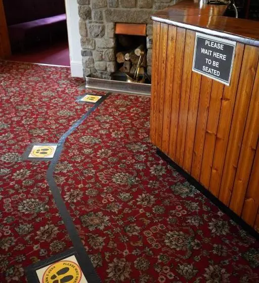 Hotelli Fox & Hounds