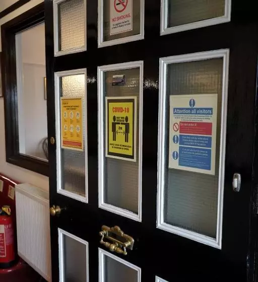 Hotelli Fox & Hounds