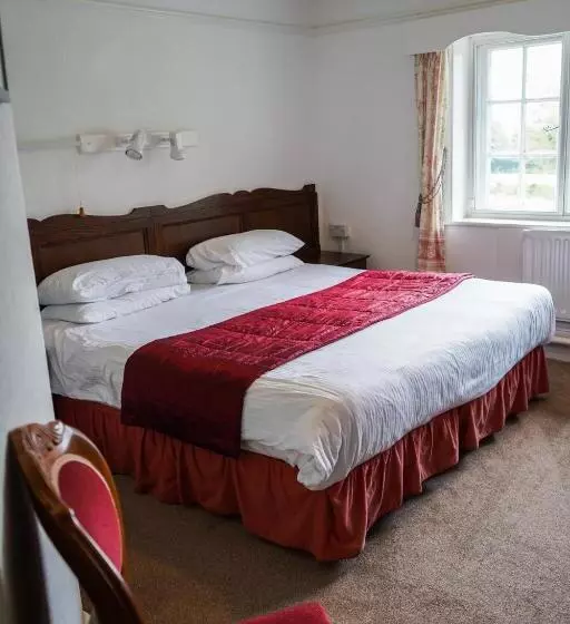 Hotelli Fox & Hounds