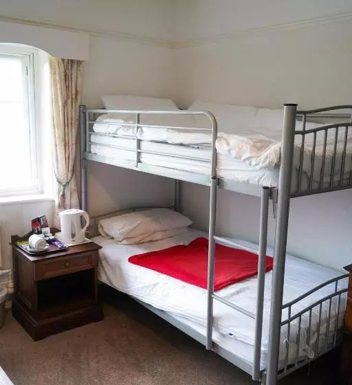 Hotelli Fox & Hounds