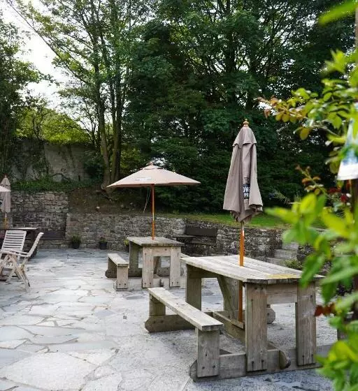 Hotelli Fox & Hounds