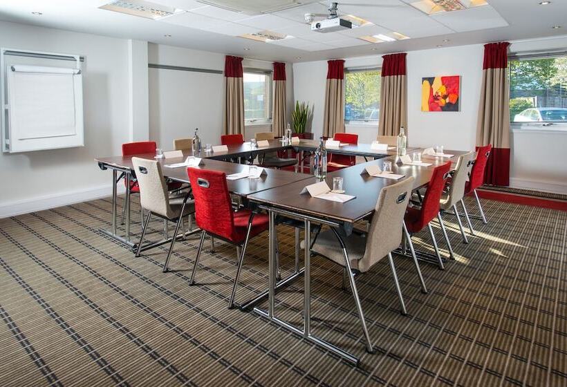 Hotel Holiday Inn Express Birmingham Oldbury, An Ihg