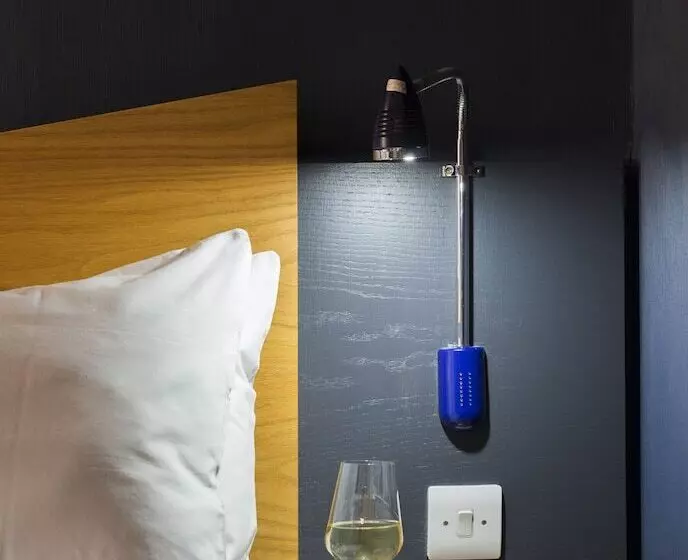 Otel Holiday Inn Express Taunton East, An Ihg