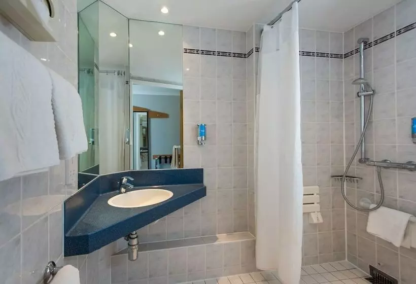 Otel Holiday Inn Express Taunton East, An Ihg