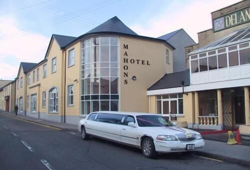 Отель Mahon S