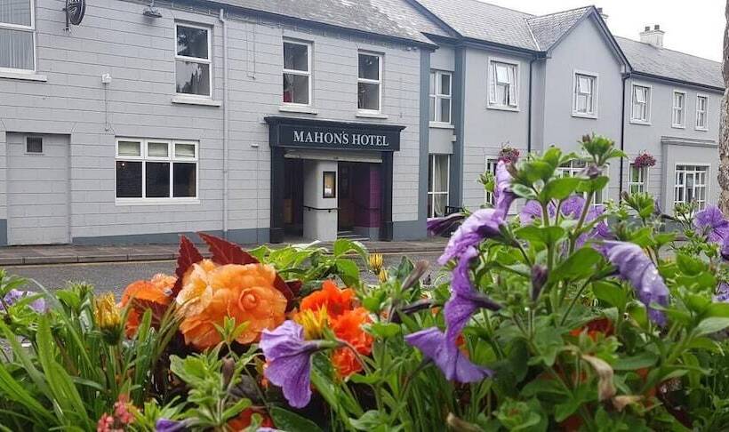 Отель Mahon S