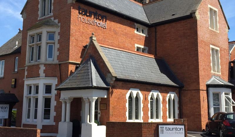 酒店 Taunton Town House