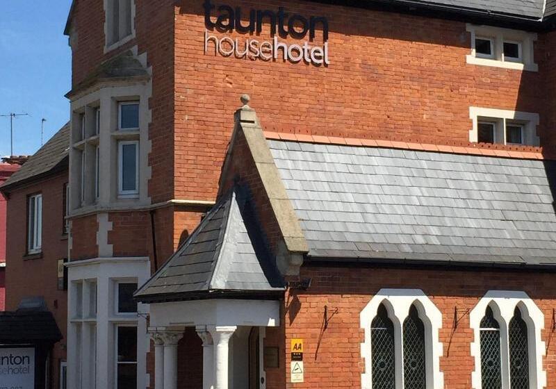 酒店 Taunton Town House