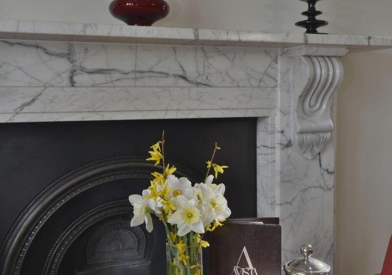 酒店 Taunton Town House