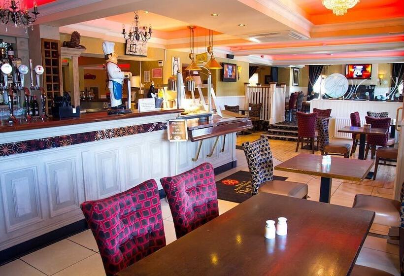 Отель The Belfray Country Inn