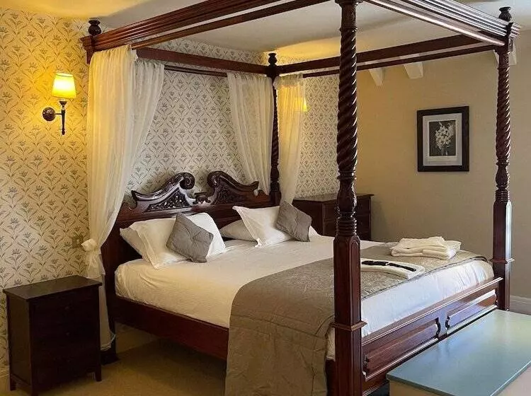 酒店 The George Inn