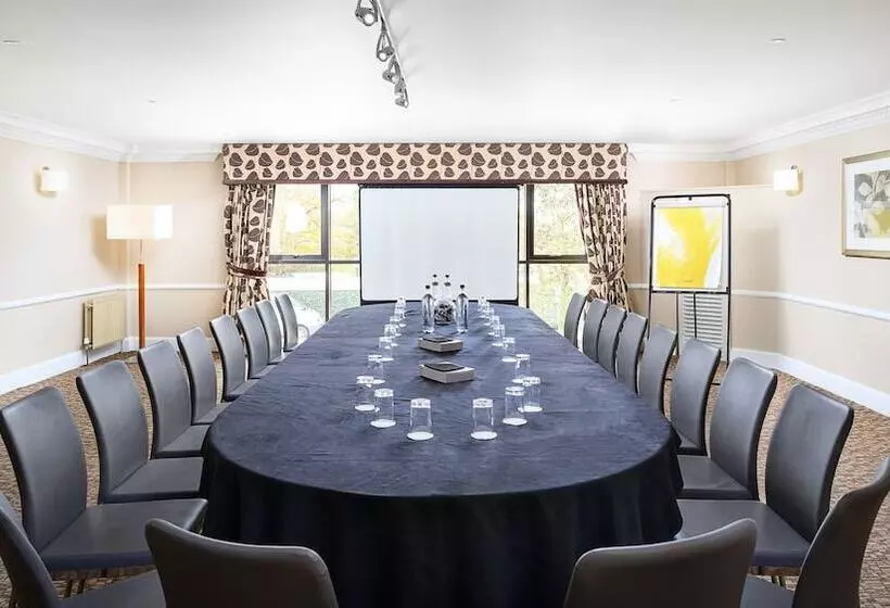 Отель Voco Oxford Spires, An Ihg