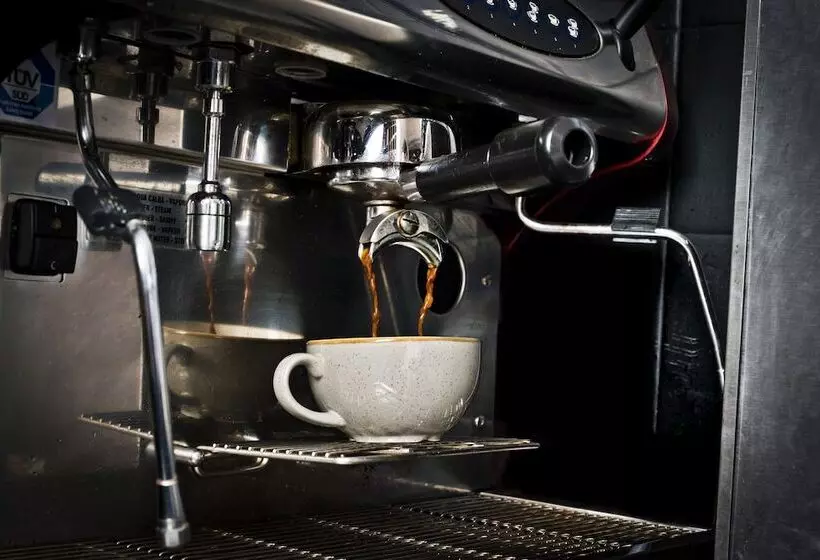 Отель Voco Oxford Spires, An Ihg