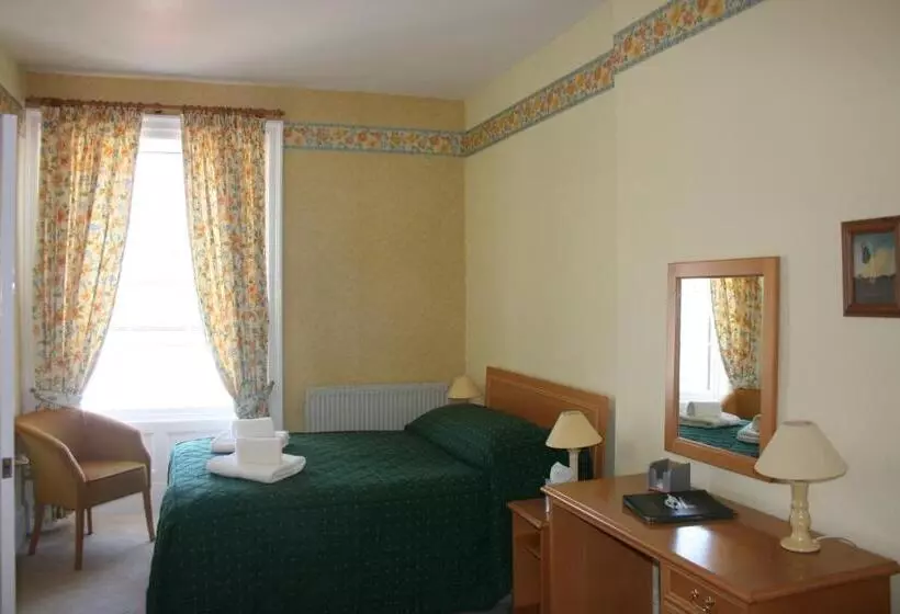 Отель Yarn Market