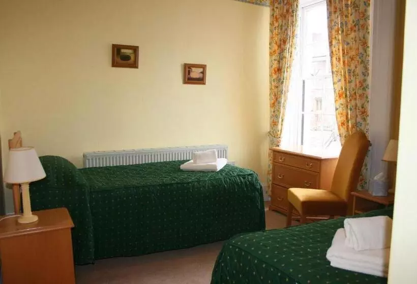 Отель Yarn Market