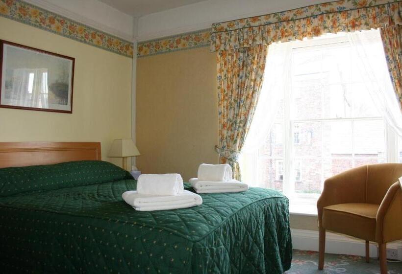 فندق Yarn Market