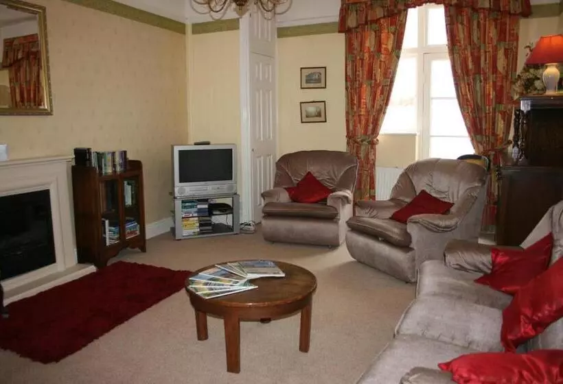 Отель Yarn Market