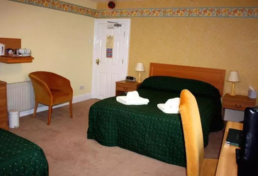 Отель Yarn Market