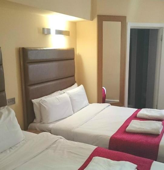 هتل Lord Jim  Earls Court