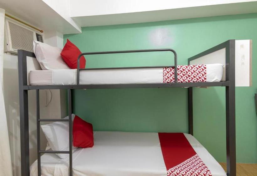 בית מלון כפרי Amaia Skies Avenida By Oyo Rooms