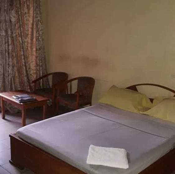 هتل Complexe Les Profs