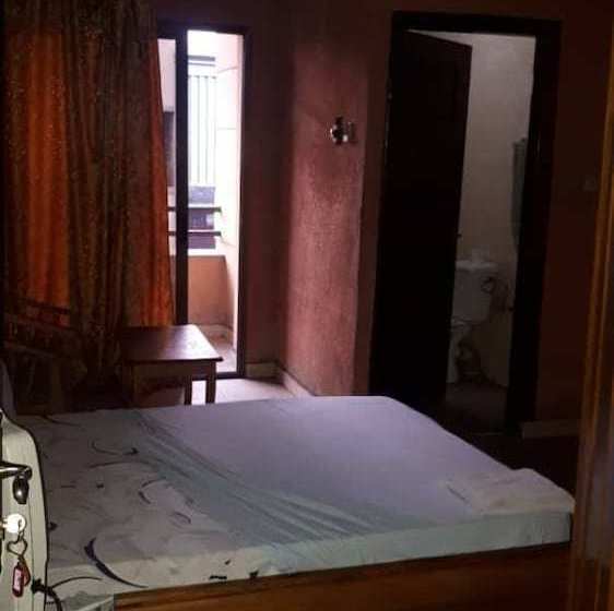 هتل Complexe Les Profs