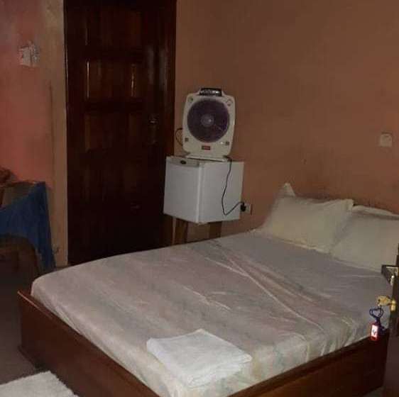 هتل Complexe Les Profs